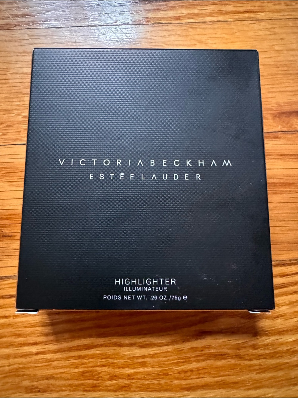 Victoria Beckham Highlighter Compact - Black